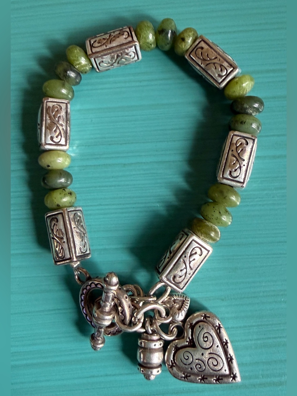 Beautiful  Green with bead and Silver-Tone Heart Charm Bracelet